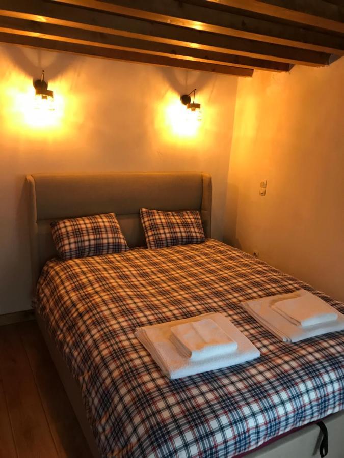 카페니시온 The House In The Cobbled Road 빌라 외부 사진